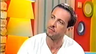 Thumbnail: Writer, Artist & Filmmaker Clive Barker interview and quiz News to US | Big Breakfast 1998