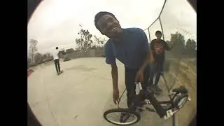 Thumbnail: 🛹