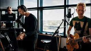 Thumbnail: Depeche Mode - Enjoy The Silence (Rehearsal 2009)