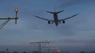 Thumbnail: Why Return Flights Take Longer: Jet Streams Unveiled!
