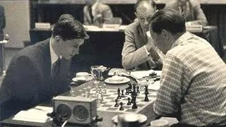 Thumbnail: Bobby Fischer VS Paul Keres, 🌎 World Championship 1959, Zurich  #chess.com #IQ #trending ♟️