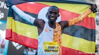 Thumbnail: Joshua Cheptegei beats the world record (26:38) in the farewell of the 10km Valencia 2019