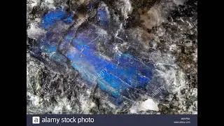 Thumbnail: Labradorite