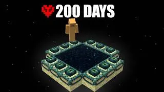 Thumbnail: I Survived 200 Days Stuck on an End Portal (Hardcore)
