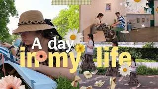 Thumbnail: #43 a day in my life 🌸 | slow sunday vlog, reading & coffee, slow living in Germany