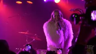 Thumbnail: Avery Anna - Self Love (live @ Mercury Lounge 12/12/24)