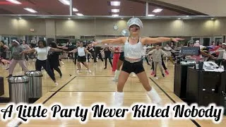 Thumbnail: A little party never killed nobody by Fergie - Zumba Warm Up - Jamie Zumba - 줌바