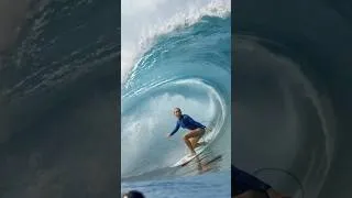 Thumbnail: Sierra Kerr in Tahiti #surfing #teahupoo #tahiti