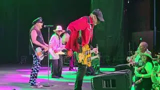 Thumbnail: Cheap Trick - Auf Wiedersehen / Say Goodbye - Pacific Amphitheater - Costa Mesa, CA 9/5/26