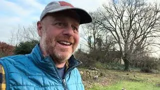 Thumbnail: Joe's Country Garden - planting the bulbs