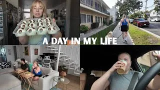 Thumbnail: day in my life: chill dat at home, working out, going to Costco