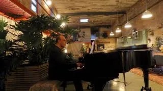 Thumbnail: Paweł Chęciński performs Prokofiev's 7th Piano sonata, live at the Chicago Cultural Center