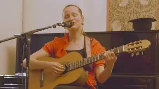 Thumbnail: Judith Antkowiak - "Für mich soll's rote Rosen regnen" live at Myer's Bar Berlin