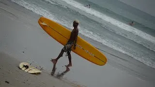 Thumbnail: This Longboard surfing session is pure perfection 🏄🏽‍♂️ Smooth Noseride & Clean Waves (4k)
