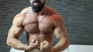 Thumbnail: Muscular man bodyflex #gymmotivation 