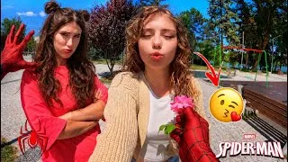 Thumbnail:  SPIDER-MAN CAN’T GET RID OF THESE GIRLS IN LOVE (POV Love Best) 