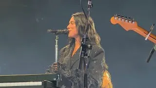 Thumbnail: Dua Lipa - I'm Like A Bird (Nelly Furtado Cover) (Live in Toronto 2025) [4K 60FPS]