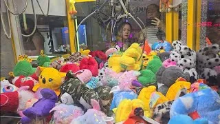 Thumbnail: Arcade Games! The Claw Machine! Did We Win?!