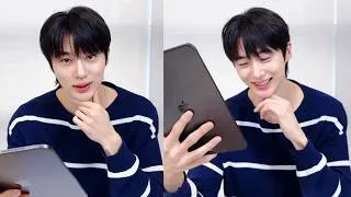 Thumbnail: 🔴[MULTI SUB] Byeon Woo Seok Surprised Fans With This Simple Celebration On Weverse Live!