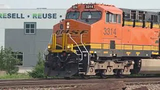 Thumbnail: [4K] 4 ES44ACH units power this coal train headed back to the mines! 