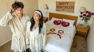 Thumbnail: I Tested 1-Star "LOVE" Hotels