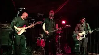 Thumbnail: Giraffe - Mammoth (Interpol Cover) - The Delancey - 2019