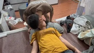 Thumbnail: Happy couple enjoy a relaxing massage to relieve stress Vol284 💖🤩😍