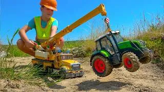 Thumbnail: Darius and Damian Play Road Rules! Kids Tractor Educational Stories by Kidscoco Club