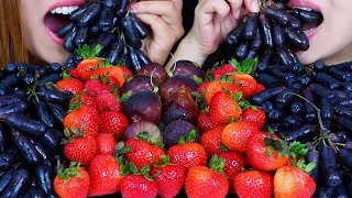 Thumbnail: EATING MOON DROP GRAPES, FRESH STRAWBERRIES & JUICY FIGS *BIG BITES*