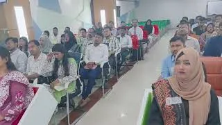 Thumbnail: আগামীকাল নতুন কাজ এলে আপনার বস সবার আগে কাকে ফোন করবেন? 