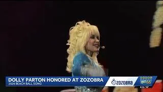 Thumbnail: Dolly at Zozobra