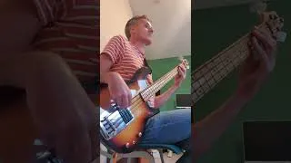 Thumbnail: Radiohead - Creep #basscover #bassplayer #90s #rock 