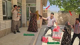 Thumbnail: The first lady refused to return home and sought a divorce from her husband:The second lady is angry