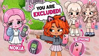 Thumbnail: They KICKED Me Out Because I Didn’t Have an iPhone! | Game World Drama 📱😭