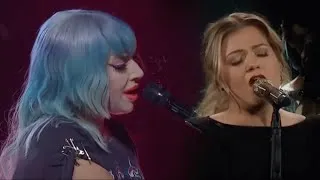 Thumbnail: Lady Gaga & Kelly Clarkson - Shallow