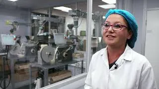 Thumbnail: 6 x UR3 robots manufacturing party supplies