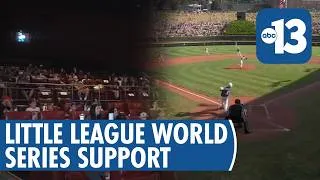 Thumbnail: Henderson Cheers on Paseo Verde Little League at Galaxy Theatre