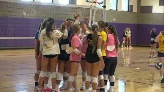 Thumbnail: Bend High girls volleyball