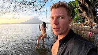 Thumbnail: Volcano Island with Nicaraguan Girl! 🇳🇮