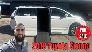 Thumbnail: FULLY LOADED! 2019 Toyota Sienna Wheelchair Accessible Van