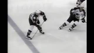 Thumbnail: Joe Sakic Series clincher vs STL 2001 (CBC)