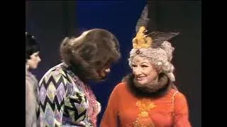 Thumbnail: Phyllis Diller on the Flip Wilson Show 1971