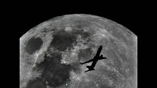 Thumbnail: Plane does a Moon Fly By