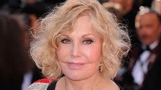 Thumbnail: At 92, Kim Novak Finally Opens Up About Tony Curtis!