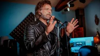 Thumbnail: Santa Rosa – Gino Vannelli with Leonid & Friends