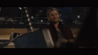 Thumbnail: "Soulever le marteau de Thor" AVENGERS 2 Extrait VF