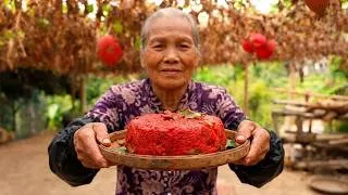 Thumbnail: Surprised by the flavor of wild gac fruit: Grandma shows off her skills by making a unique cake!