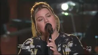 Thumbnail: Kelly Clarkson Sings "1979" By The Smashing Pumpkins August 30, 2023 Live Concert Performance HD