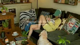 Thumbnail: happiness feels like home. — (a playlist for peaceful days)