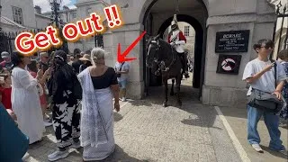 Thumbnail: Guard Loses Patience and Shouts at Tourist to Step Back!